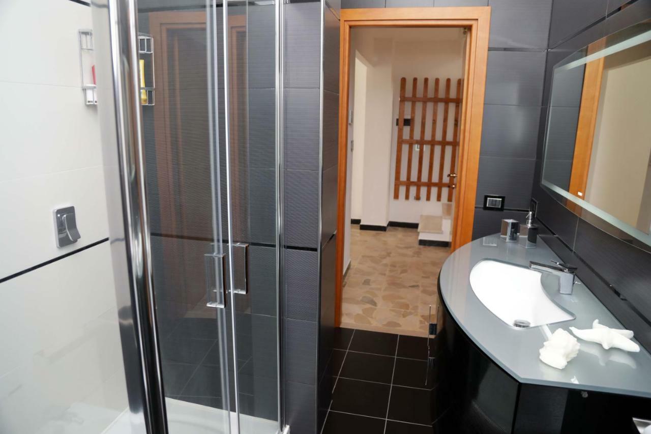 Luxury Apt Lägenhet Calasetta Exteriör bild